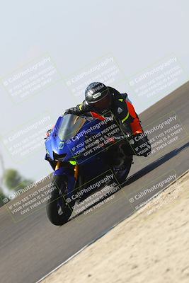 media/Sep-20-2025-TrackDaz (Sat) [[27f0cde673]]/B Group/1120am (Turn 2)/